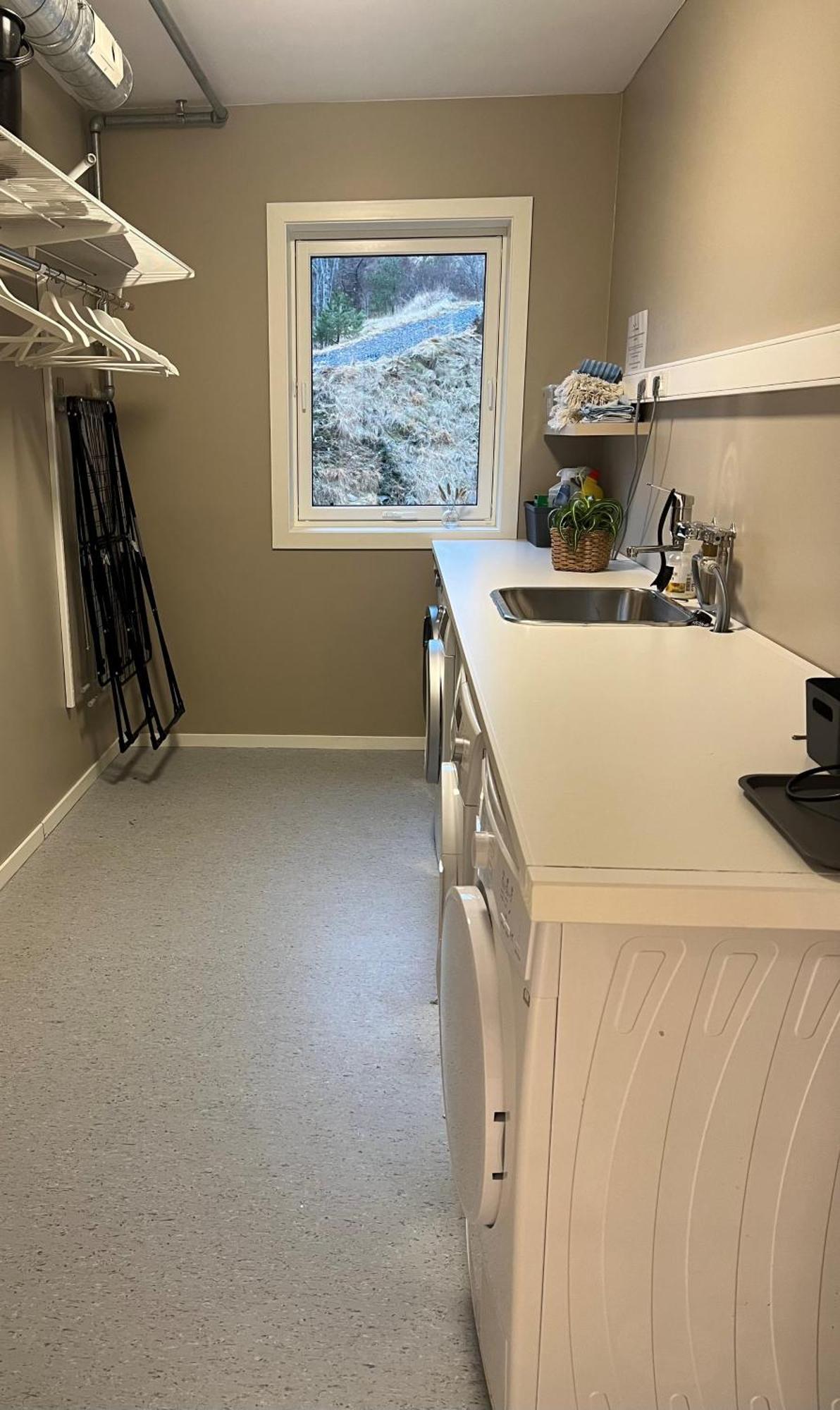 Selvbetjent Leilighetshotell Med Studioleiligheter Ålgård Exterior foto