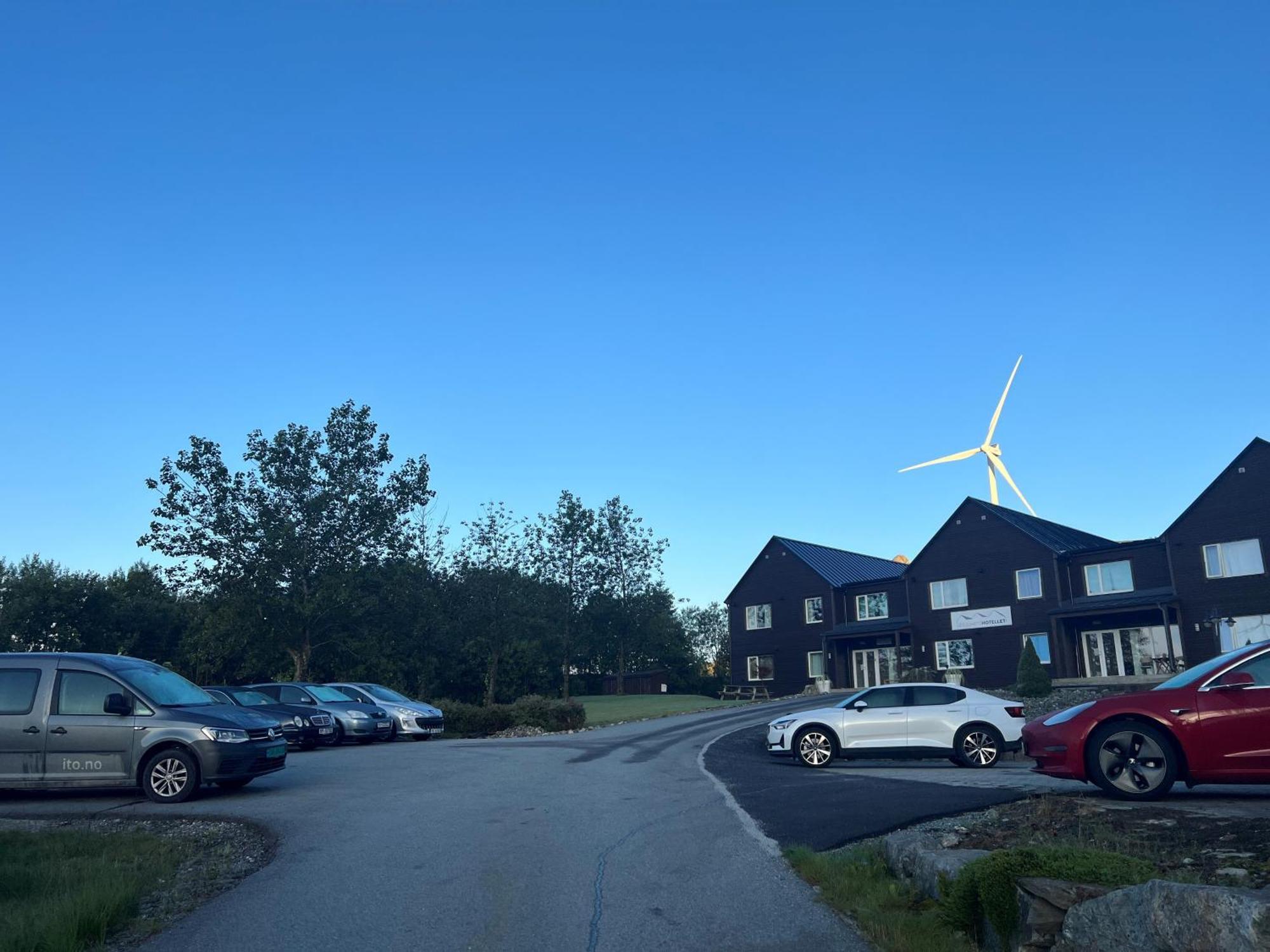Selvbetjent Leilighetshotell Med Studioleiligheter Ålgård Exterior foto