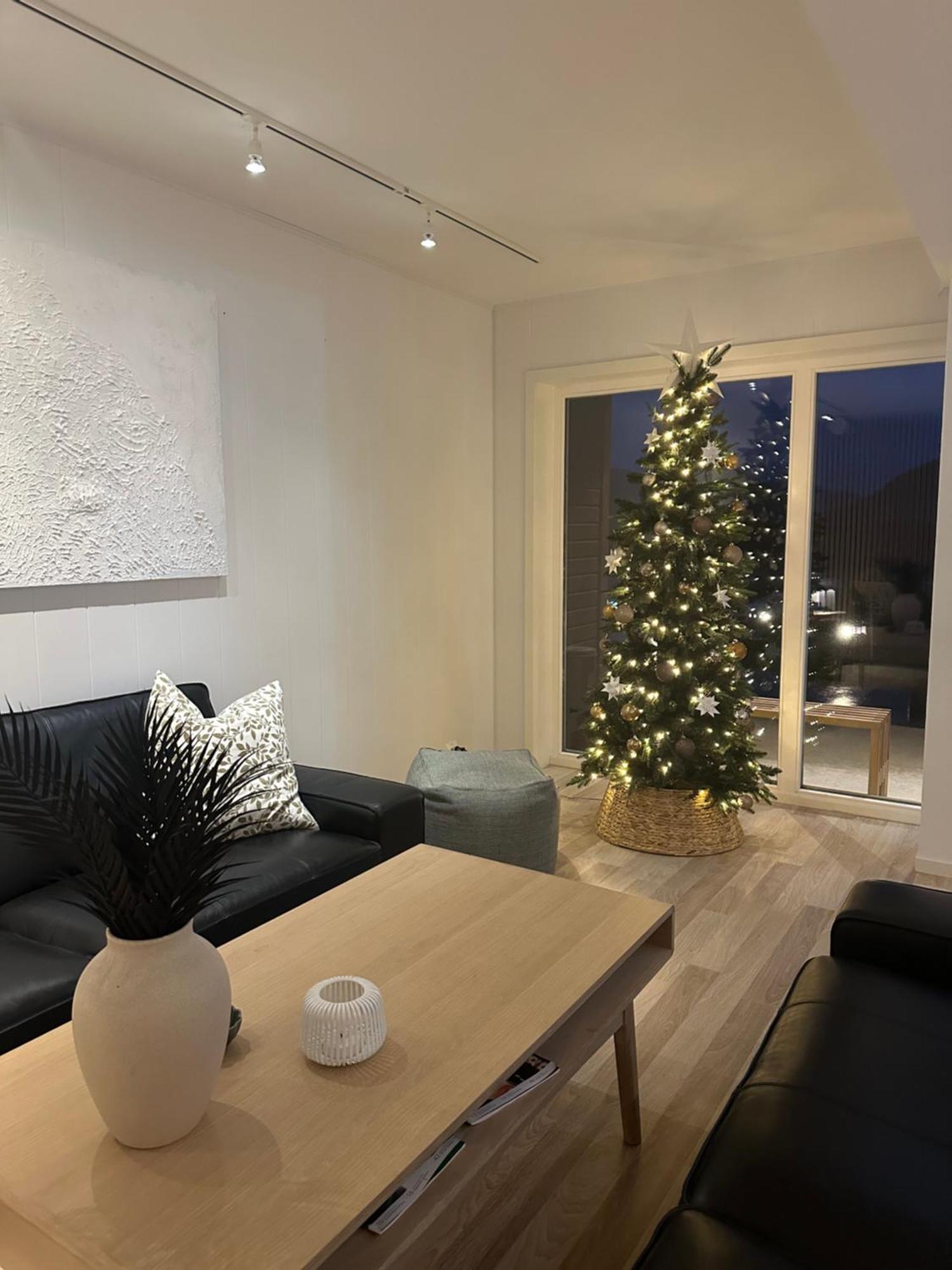 Selvbetjent Leilighetshotell Med Studioleiligheter Ålgård Exterior foto