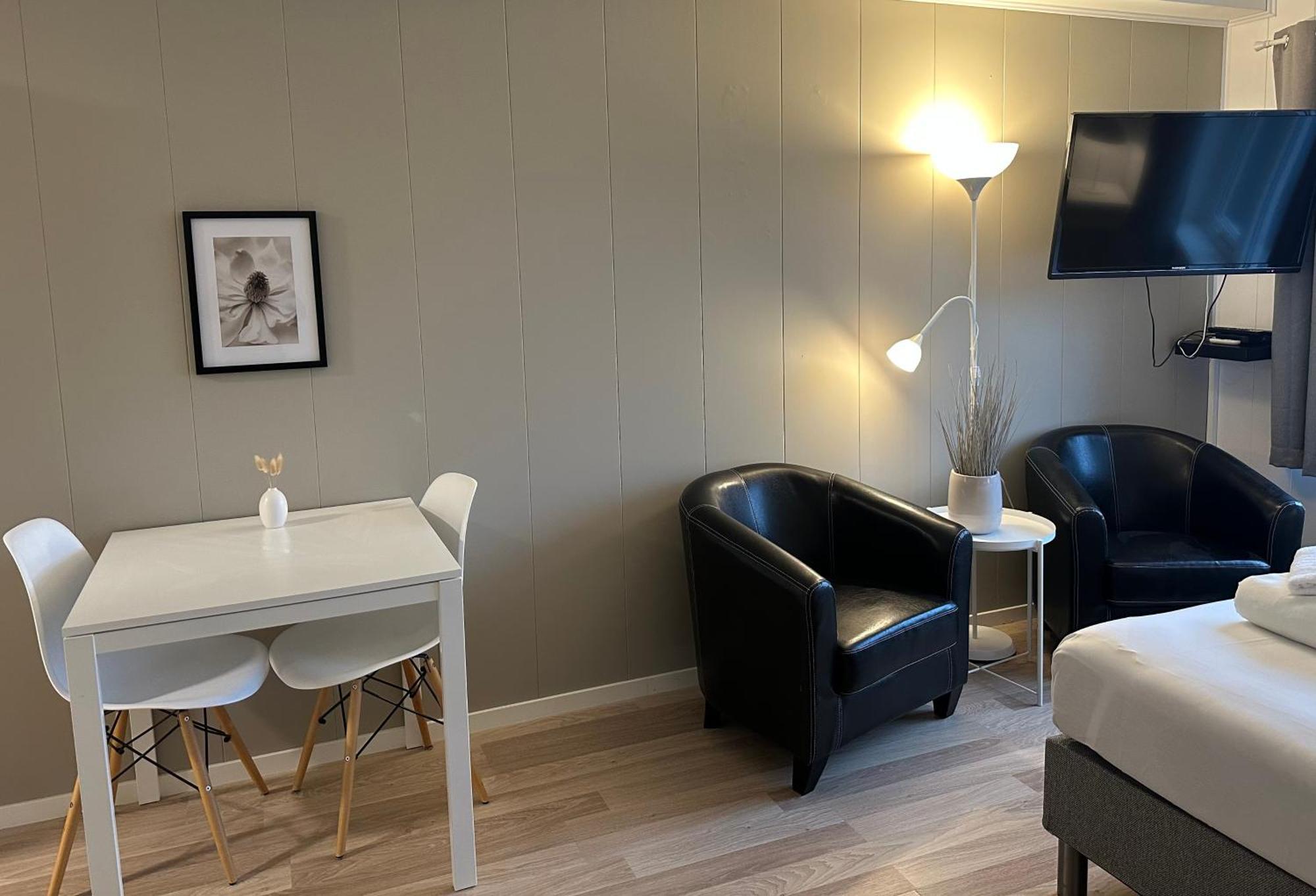 Selvbetjent Leilighetshotell Med Studioleiligheter Ålgård Exterior foto